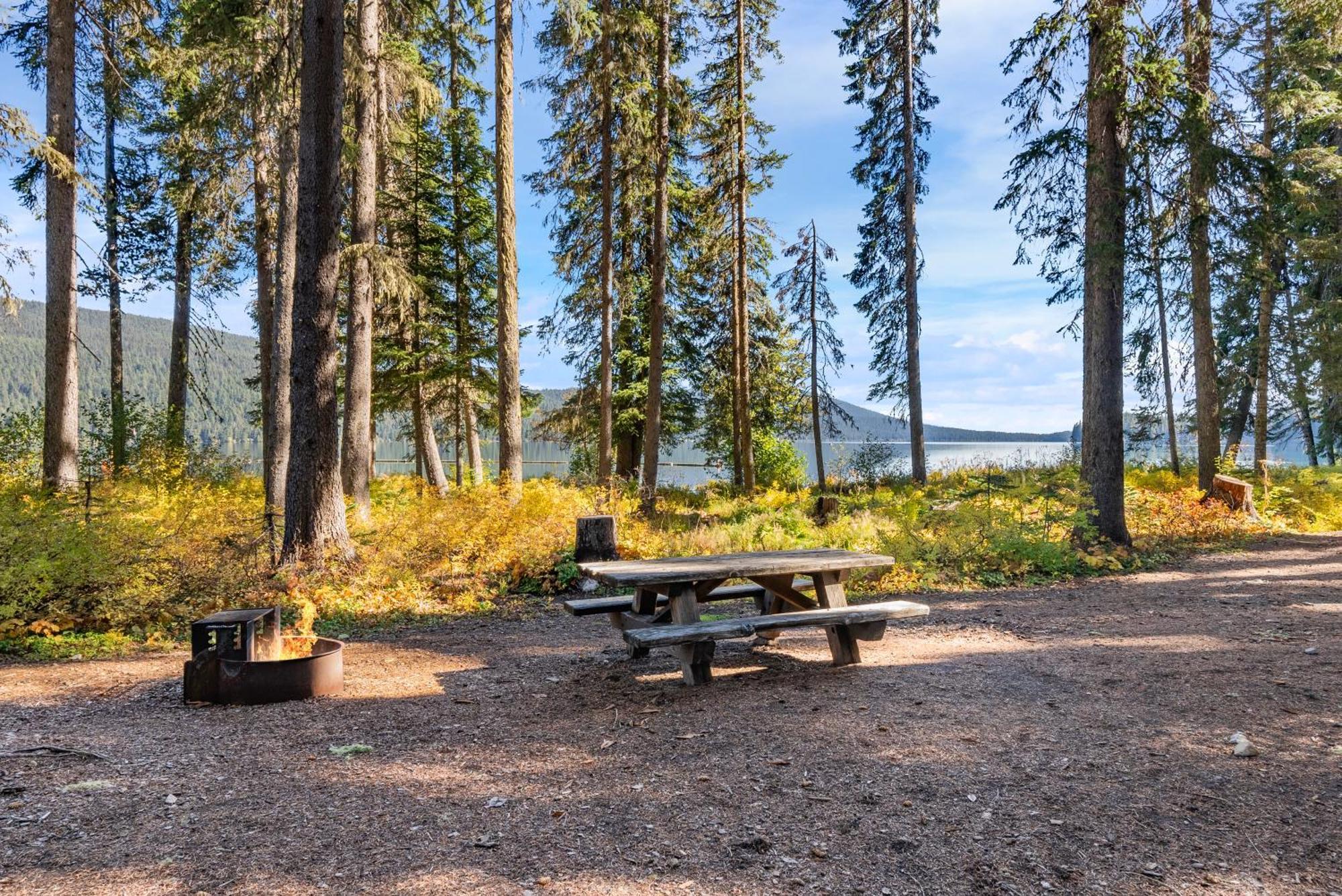 Shelter Cove Resort & Marina Odell Lake Exterior photo